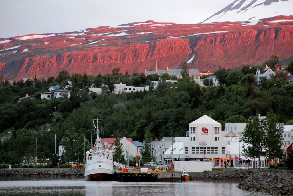 Acco Guesthouse Akureyri Eksteriør billede